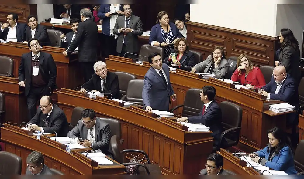 PPK cambia de nombre, tendrá bancada propia y no será oficialista