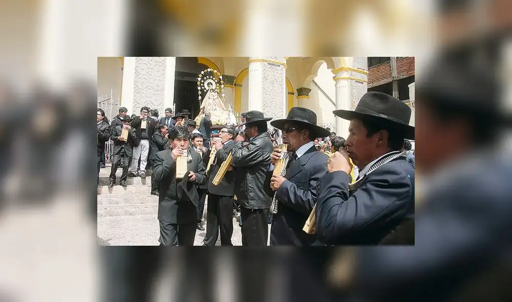 Sikuris de Mañazo: La eterna veneración a la Candelaria en Puno Sikuris de Mañazo: La eterna veneración a la Candelaria en Puno