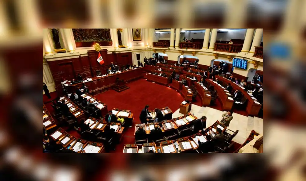 Congreso: Pleno realiza la última sesión de la primera legislatura del periodo 2017-2018