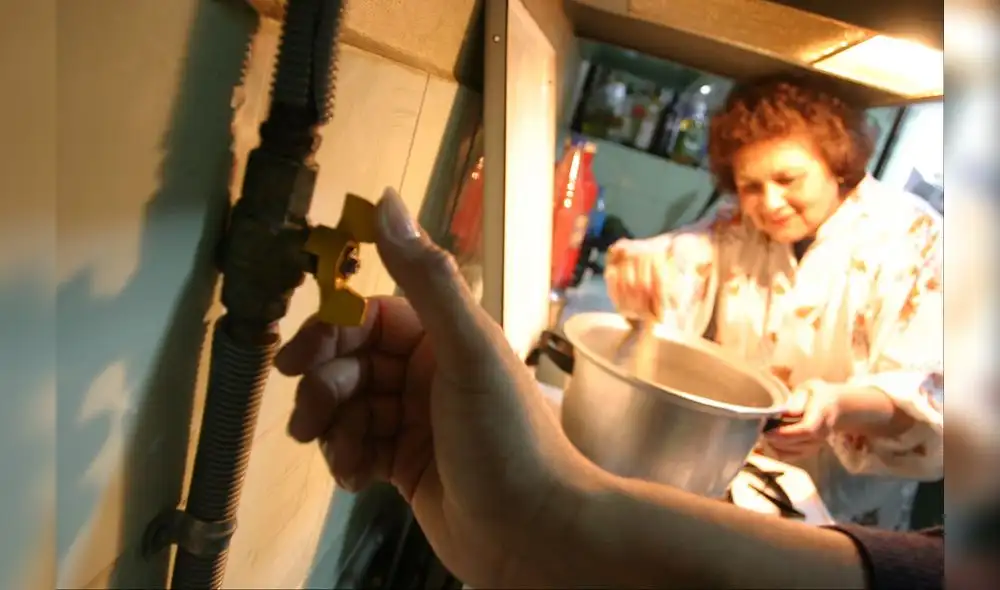 Ejecutivo decide restringir la exportación de gas natural hasta mañana