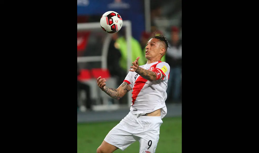 Ramón Quiroga advierte que la selección peruana pierde mucho con Paolo Guerrero. Foto: Líbero