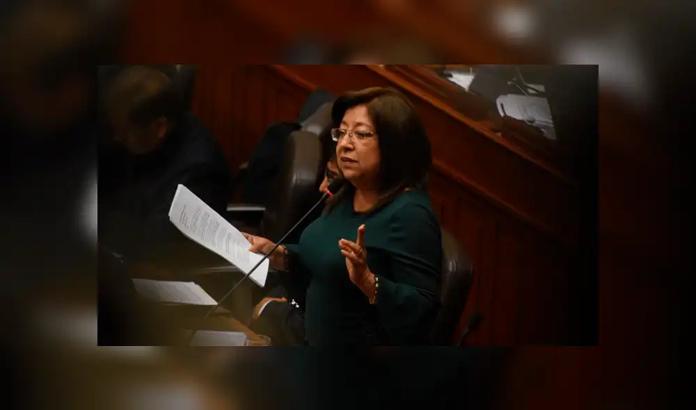 Pleno decidió suspender a Maria Elena Foronda por 120 días