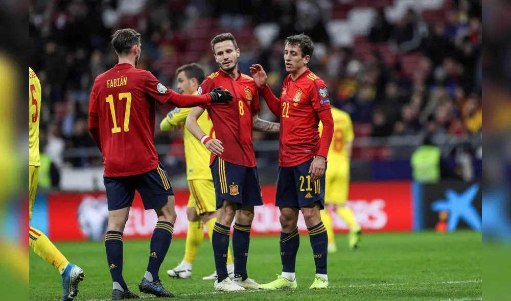 GRAF1471. MADRID, 18/11/2019.- Los jugadores de la selección española (i-d) Fabián Ruiz, Saúl Níguez y Mikel Oyarzabal, al término del partido de clasificación para la Eurocopa 2020 ante Rumanía disputado esta noche en el estadio Wanda Metropolitano, en Madrid. EFE/Rodrigo Jiménez GRAF1471. MADRID, 18/11/2019.- Los jugadores de la selección española (i-d) Fabián Ruiz, Saúl Níguez y Mikel Oyarzabal, al término del partido de clasificación para la Eurocopa 2020 ante Rumanía disputado esta noche en el estadio Wanda Metropolitano, en Madrid. EFE/Rodrigo Jiménez