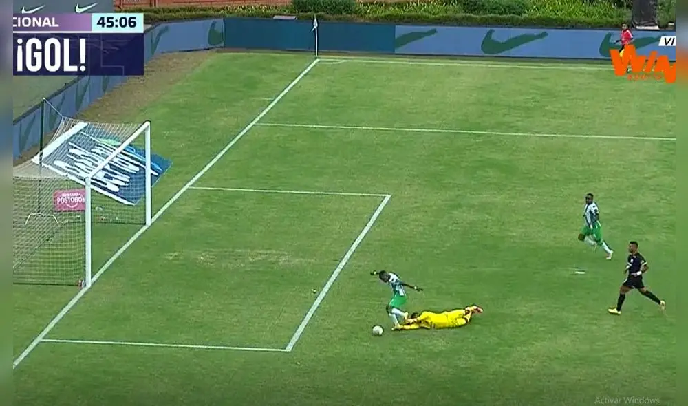 Perea puso el 1-0 contra Alianza Lima tras un fallo de la defensa íntima. Foto: captura de Win Sports