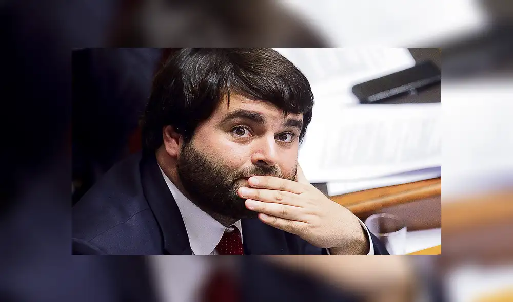 De Belaunde: “Lamento que se haga política desde un púlpito religioso”