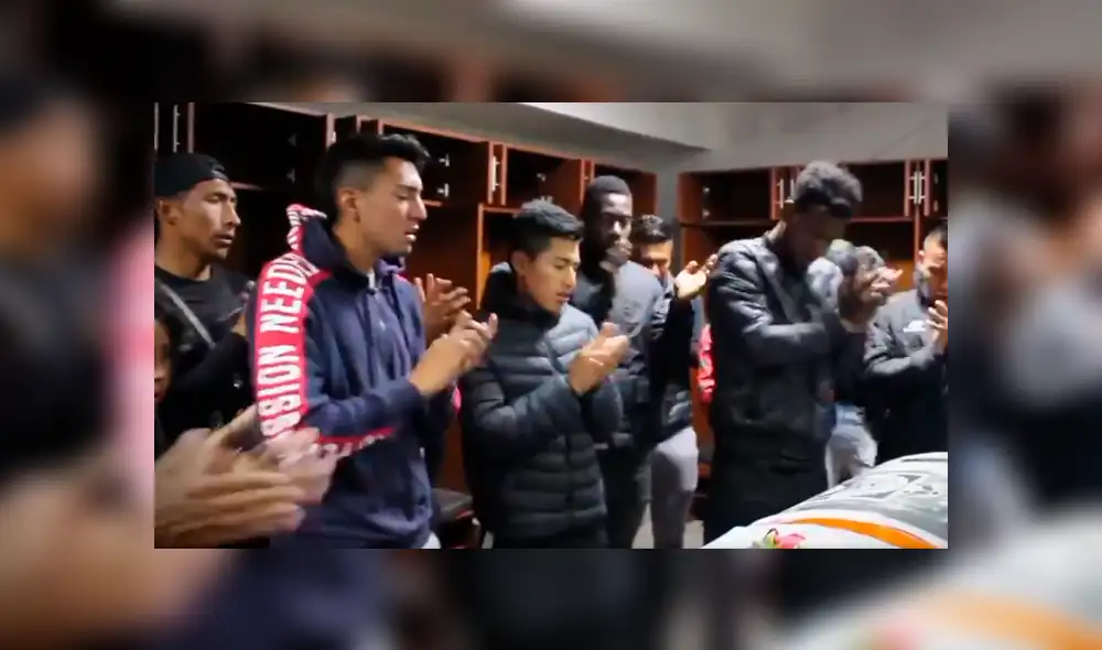 Jugadores de Binacional despiden por última vez a Juan Pablo Vergara [VIDEO]