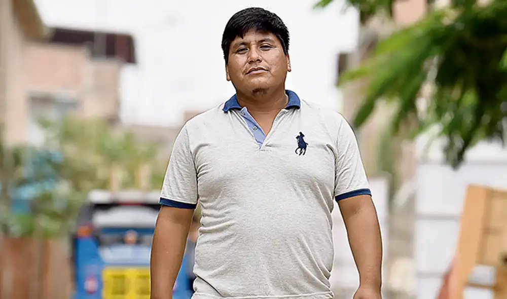 Héroe. Wilder Félix Fernández utilizó su camión "aguatero" para salvar muchas vidas. Héroe. Wilder Félix Fernández utilizó su camión "aguatero" para salvar muchas vidas.