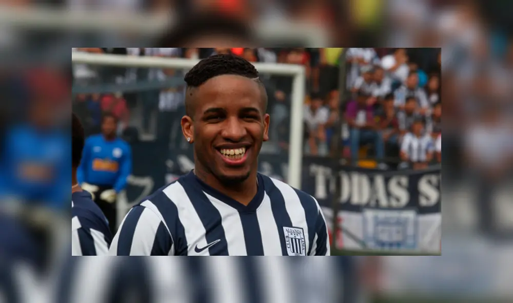 Jefferson Farfán visitó Matute y no dudó en tomarse una fotografía con algunas leyendas de Alianza Lima.