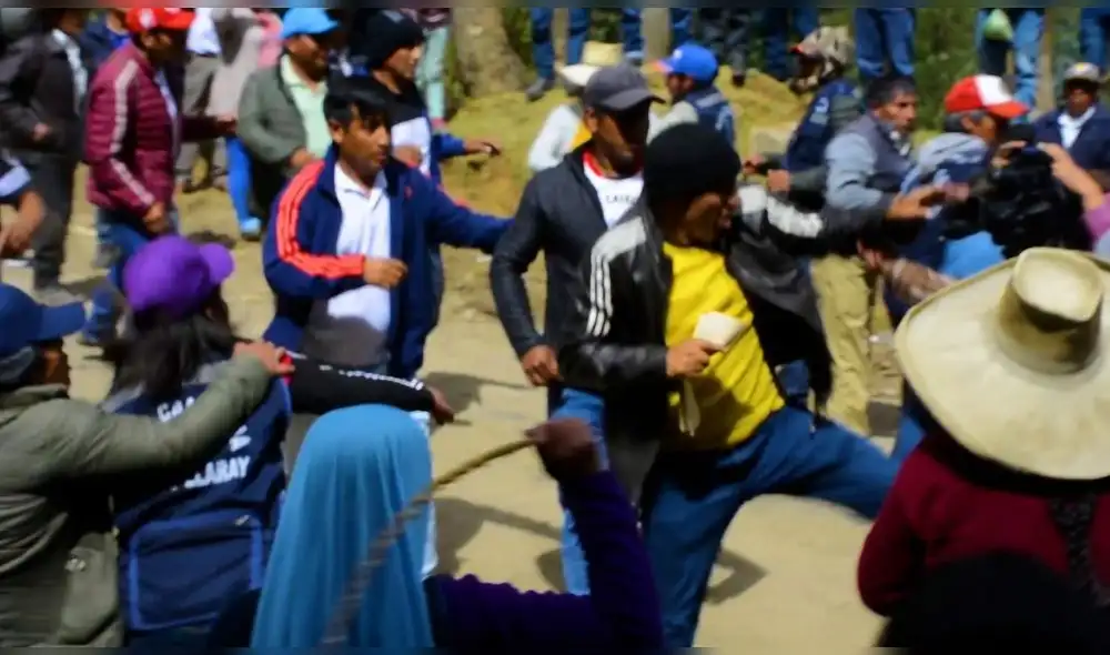 Autoridades van a investigar los hechos ocurridos en Llaray. Foto: Andina Televisión Canal 5 Autoridades van a investigar los hechos ocurridos en Llaray. Foto: Andina Televisión Canal 5