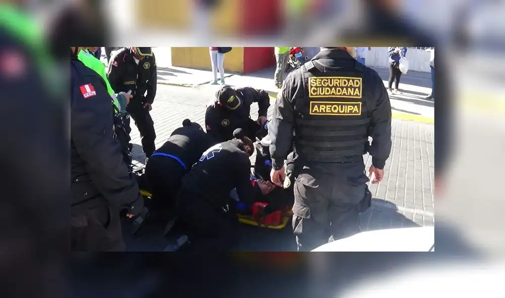 Taxista resultó herido en triple choque en Arequipa [FOTOS]