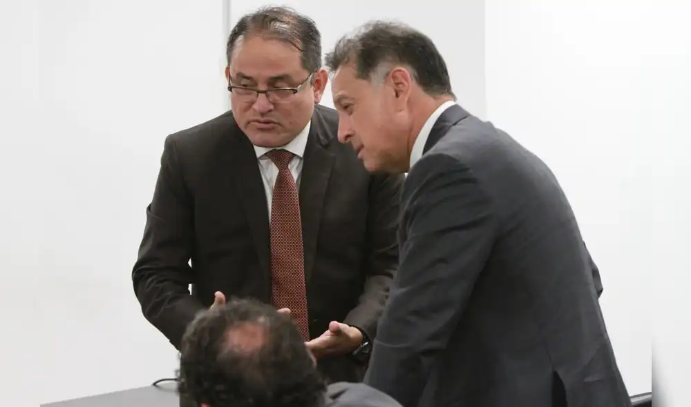 Gerardo Sepúlveda en audiencia en la que se evalúa el pedido de impedimento de salida en su contra. Fotos: Verónica Calderón/La República. Gerardo Sepúlveda en audiencia en la que se evalúa el pedido de impedimento de salida en su contra. Fotos: Verónica Calderón/La República.