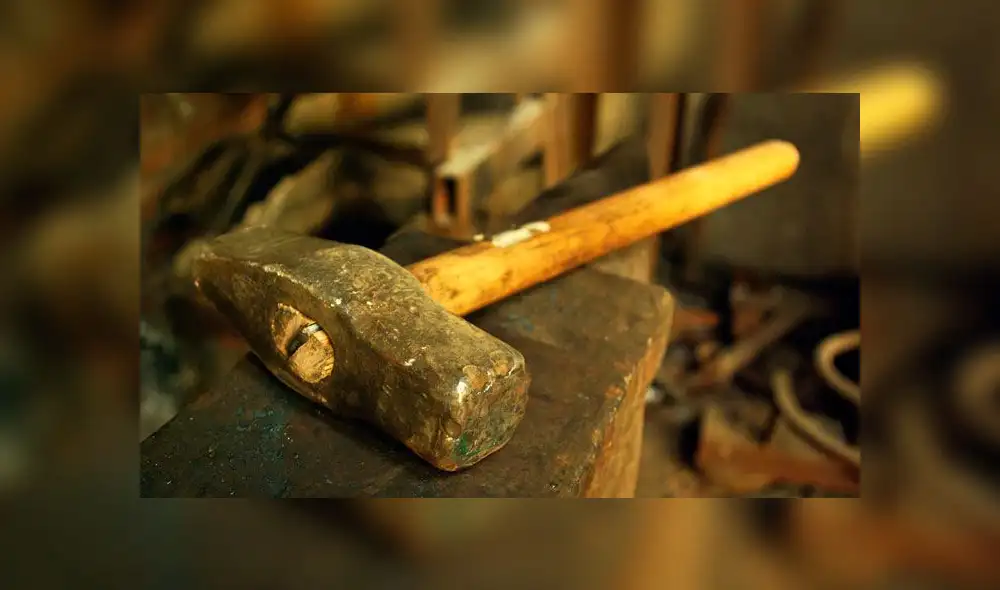 La víctima logró identificar al atacante. Se trataría del portero del edificio donde vive. Foto: referencial La víctima logró identificar al atacante. Se trataría del portero del edificio donde vive. Foto: referencial