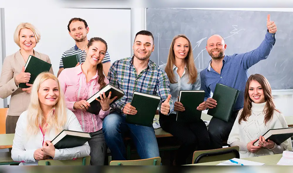 ¿Qué beneficios tiene estudiar un postgrado?