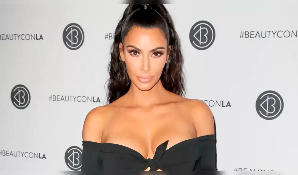 Kim Kardashian se luce en diminuta prenda y recibe humillante insulto [FOTO]