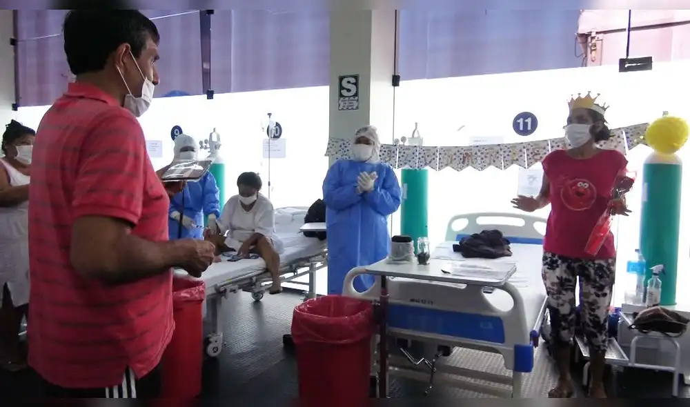 La pareja de esposos asistió el pasado sábado 8 de agosto a la campaña de descarte COVID-19, donde dieron positivo. /Creditos: Essalud