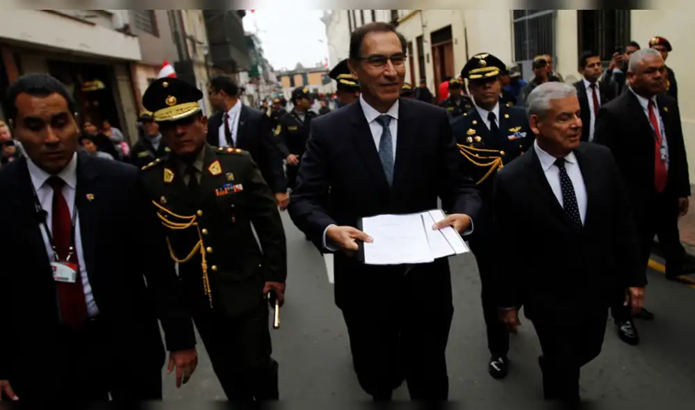 Vizcarra presentará proyecto que declara en emergencia el Ministerio Público Vizcarra presentará proyecto que declara en emergencia el Ministerio Público