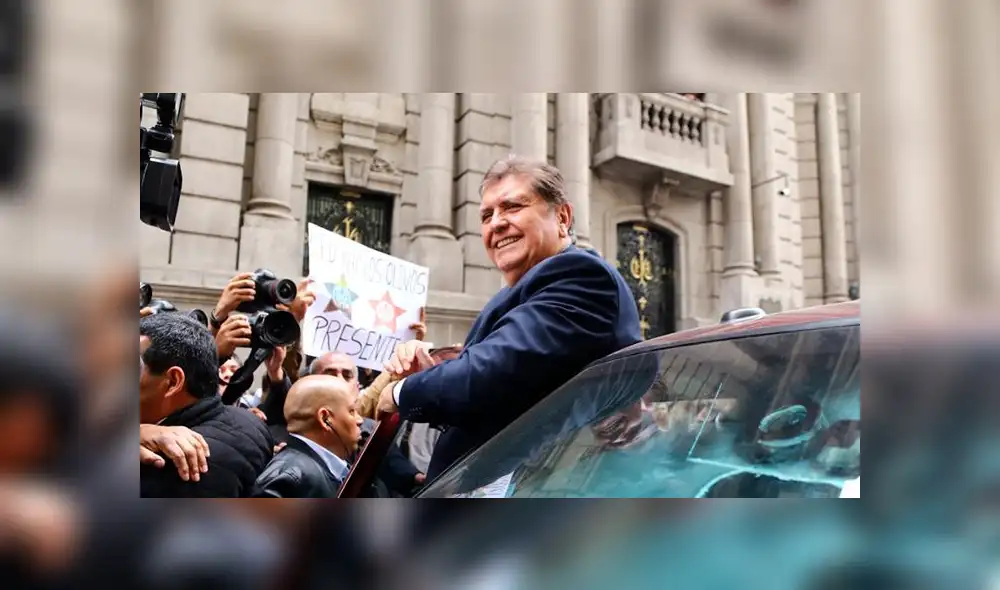 Alan García pide a Gabinete Aráoz “recuperar el tiempo perdido” Alan García pide a Gabinete Aráoz “recuperar el tiempo perdido”