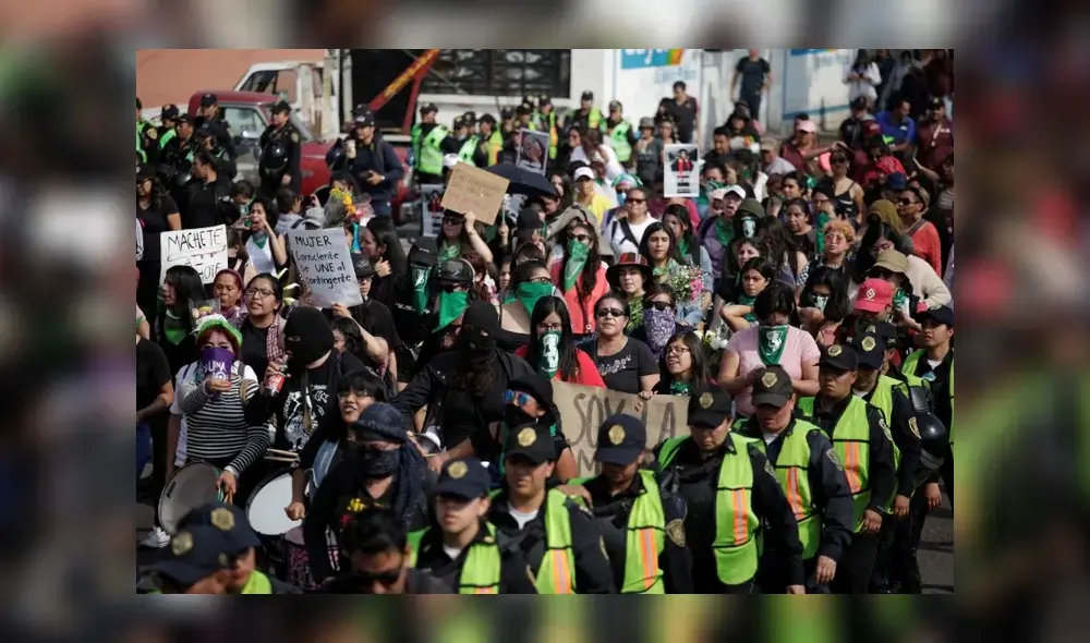 La marcha en memoria de Ingrid Escamilla fue convocada a solo unos días del feminicidio de la mujer. (Foto: Infobae) La marcha en memoria de Ingrid Escamilla fue convocada a solo unos días del feminicidio de la mujer. (Foto: Infobae)