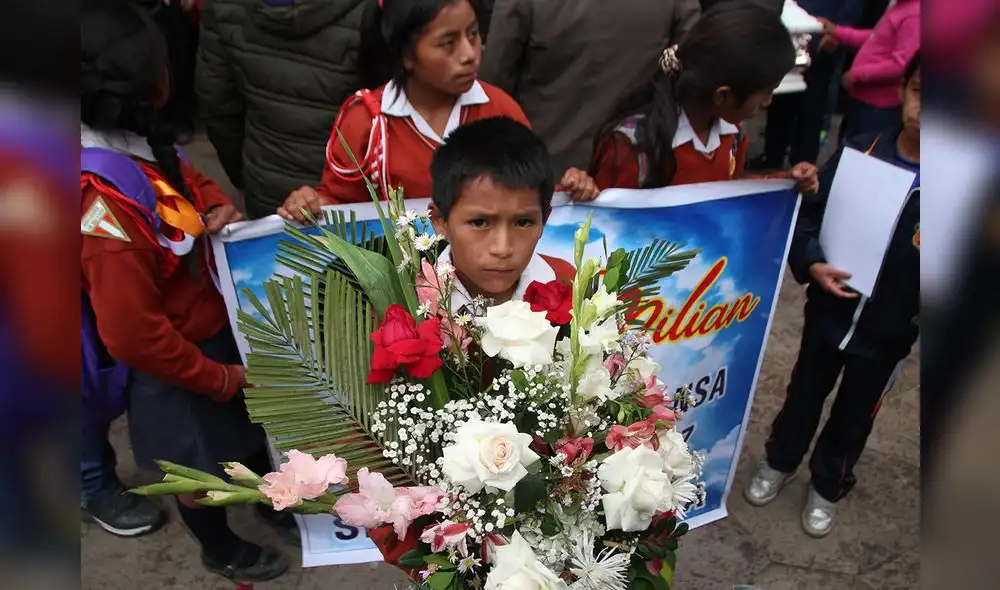 Hoy fueron enterradas las dos niñas asesinadas en Andahuaylas [FOTOS]