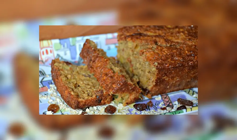 Recárgate de energía con este pastel integral de manzana y plátano Recárgate de energía con este pastel integral de manzana y plátano