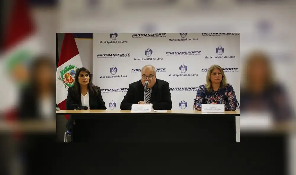 Nueve funcionarios de Protransporte son denunciados por irregularidades en instalación de paraderos