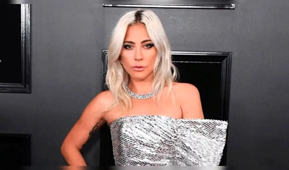 Lady Gaga se desviste en la alfombra rosa del MET Gala 2019 [VIDEO]
