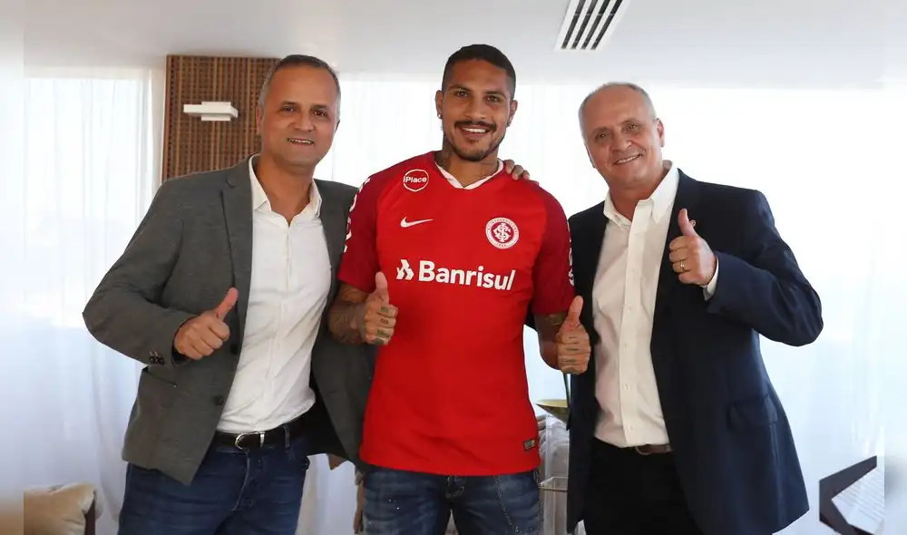 Paolo Guerrero lució su nueva piel 