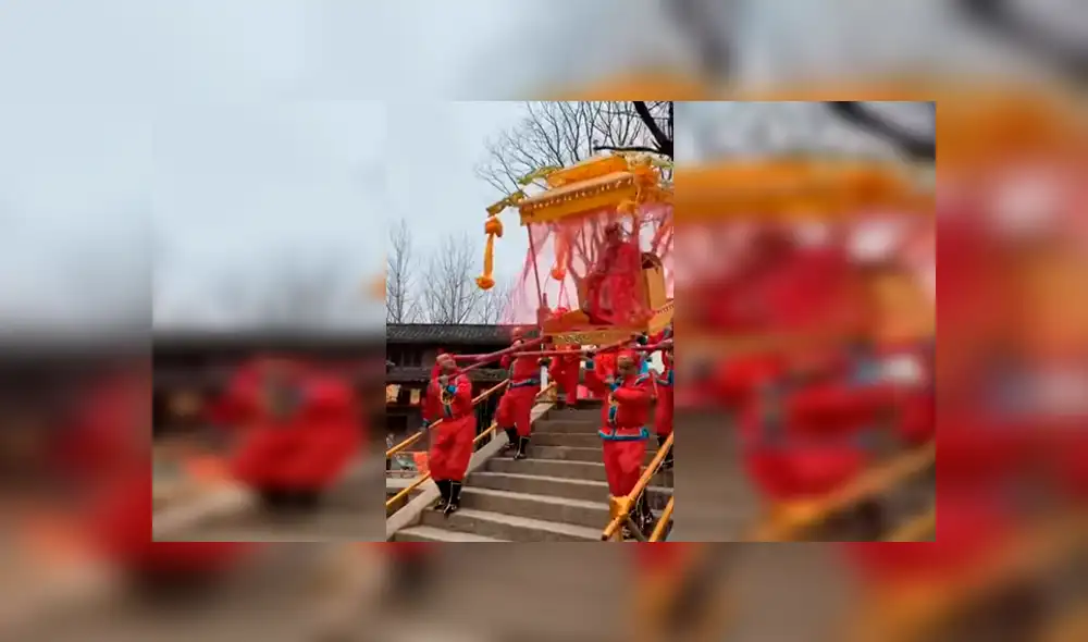 Facebook viral: Súbditos protagonizan doloroso 'blooper' al pasear a su soberana por las calles [VIDEO]