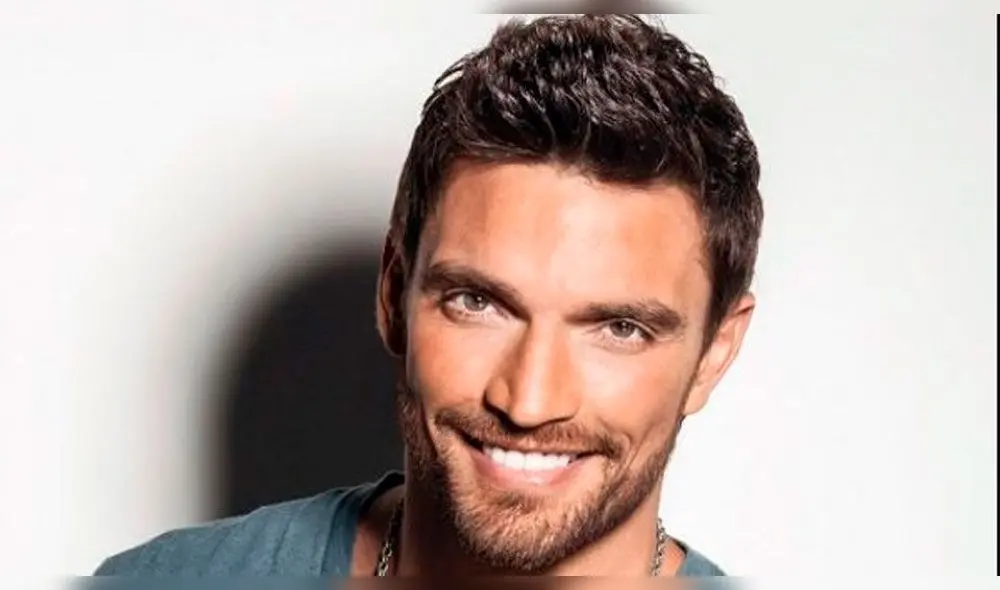 Julian Gil se pronuncia tras ser hospitalizado de emergencia Julian Gil se pronuncia tras ser hospitalizado de emergencia