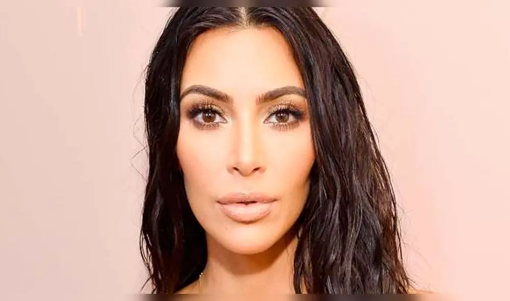 Kim Kardashian presume su radiante rostro sin una gota de maquillaje 