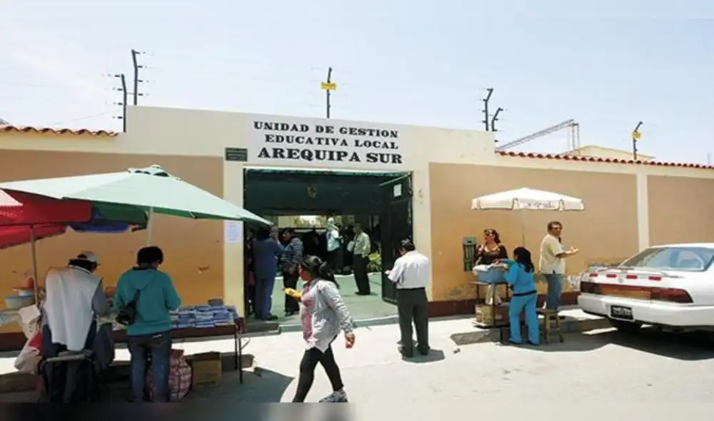 Oficinas de UGEL Sur no cumplían con horarios de atención en Arequipa