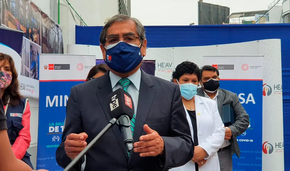 Ugarte aseguró que se están realizando contratos con otros diferentes laboratorios para adquisición de vacunas. Foto: María Pía Ponce/ URPI-LR Ugarte aseguró que se están realizando contratos con otros diferentes laboratorios para adquisición de vacunas. Foto: María Pía Ponce/ URPI-LR