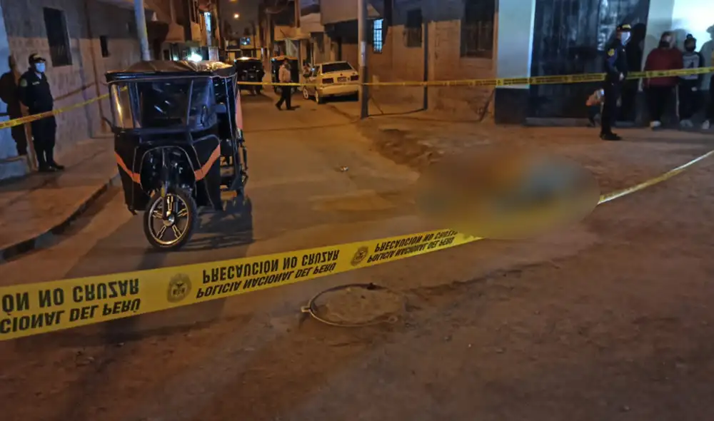 A la víctima no le robaron, por lo que no se descarta un posible ajuste de cuentas. Foto: Johan Klug / URPI - GLR A la víctima no le robaron, por lo que no se descarta un posible ajuste de cuentas. Foto: Johan Klug / URPI - GLR