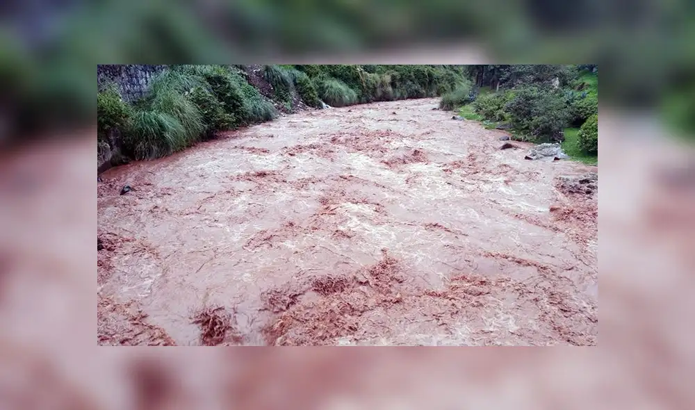 Pasco: intensas lluvias asustan a la población ante posibles huaicos Pasco: intensas lluvias asustan a la población ante posibles huaicos