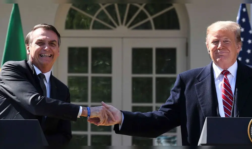 Jair Bolsonaro dijo que la visita de Mike Pompeo es una muestra del estrecho alineamiento entre ambos países. Foto: AFP Jair Bolsonaro dijo que la visita de Mike Pompeo es una muestra del estrecho alineamiento entre ambos países. Foto: AFP