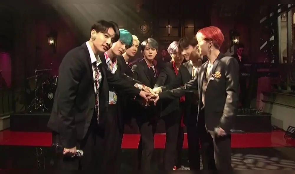 Desliza para ver más fotos de BTS. Créditos: Saturday Night Live NBC
