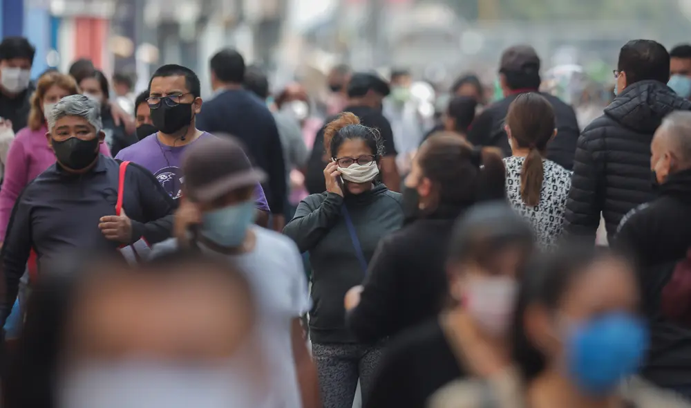 Casos de infectados sigue en descenso en todo el país, pero autoridades siguen insistiendo en mantener los cuidados ante posible segunda ola. (Foto: Antonio Melgarejo / La República) Casos de infectados sigue en descenso en todo el país, pero autoridades siguen insistiendo en mantener los cuidados ante posible segunda ola. (Foto: Antonio Melgarejo / La República)
