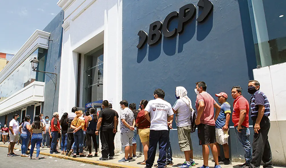 Créditos. Proyectos de ley buscan congelar las deudas o reprogramar sin costos adicionales durante el periodo de crisis. Foto: Jaime Mendoza.