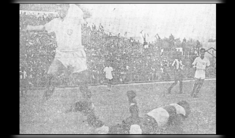 El día que Alianza Lima aplastó 9-1 a Universitario con cinco goles del ‘Feo’ Salinas.