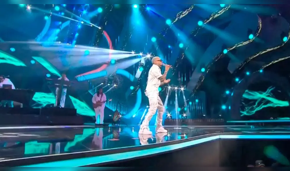 El cantante hizo bailar al público al interpretar sus canciones más conocidas en Viña 2020.