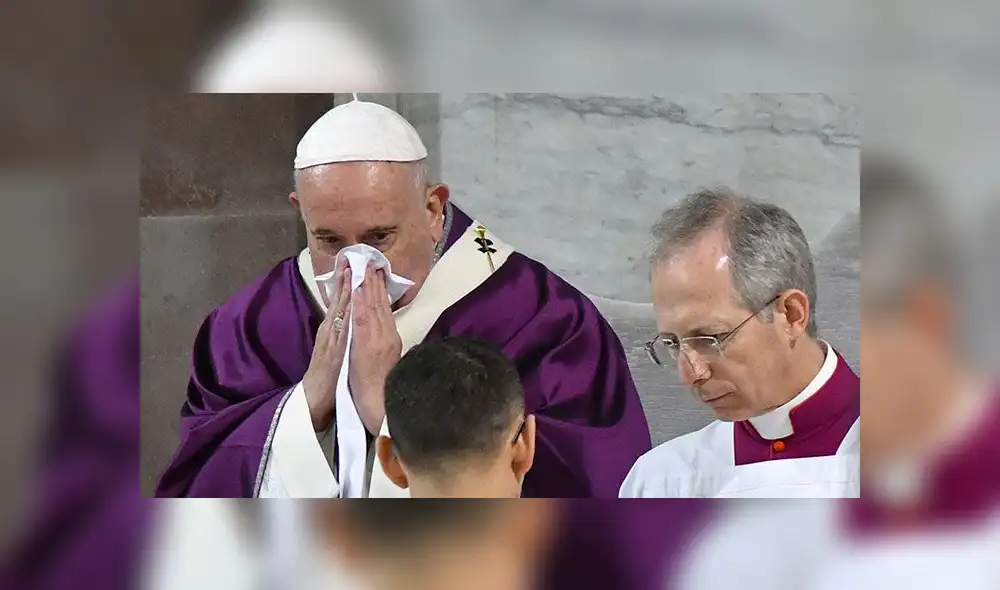 Papa Francisco fue visto muy resfriado en su última misa celebrada el miércoles 26. Foto: AFP Papa Francisco fue visto muy resfriado en su última misa celebrada el miércoles 26. Foto: AFP