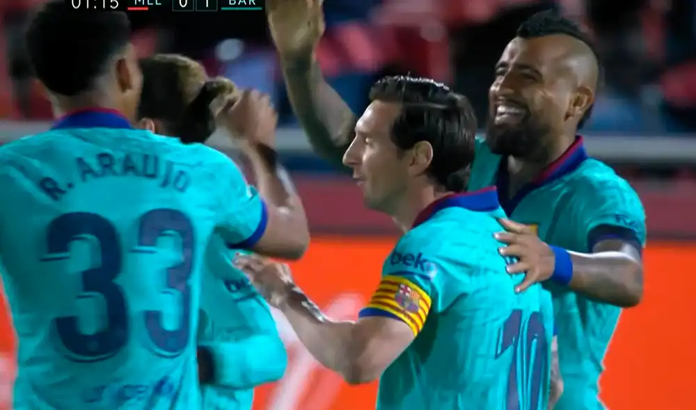 Arturo Vidal marcó de cabeza en el inicio del partido entre el FC Barcelona y Mallorca por LaLiga. | Foto: Movistar+