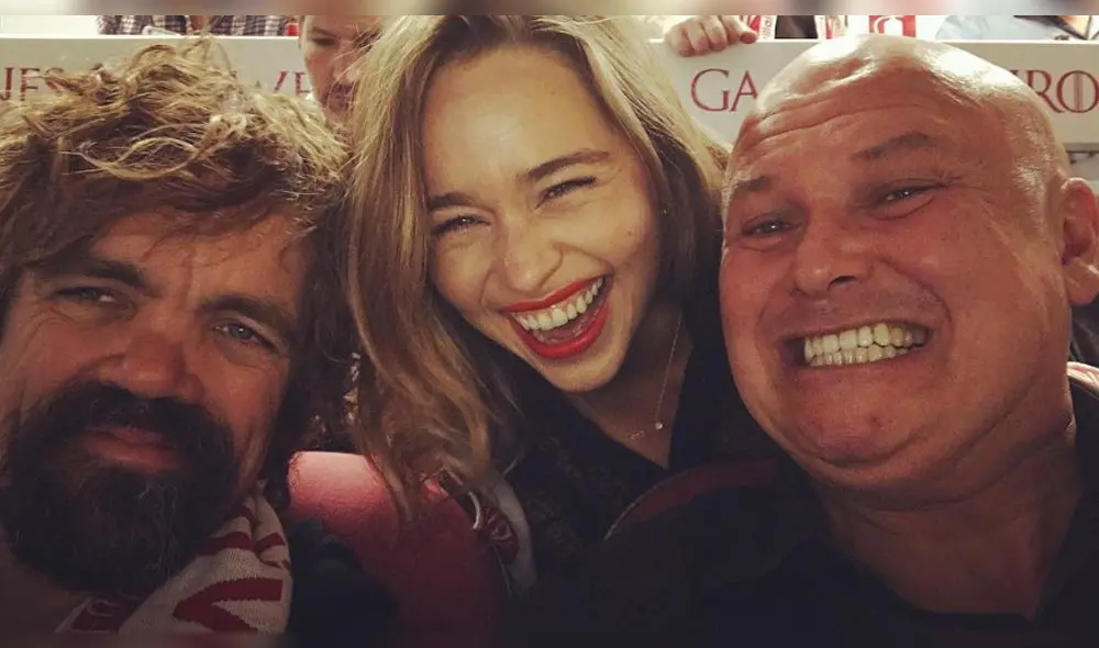 Game of Thrones: Difunden foto de Emilia Clarke totalmente calva [VIDEO]