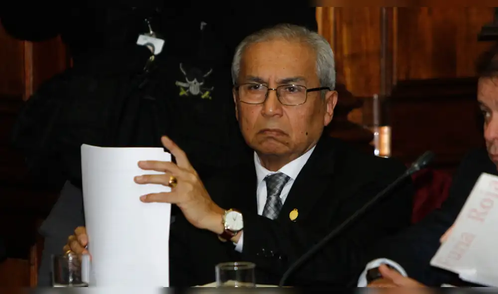 Abstención selectiva: Pedro Chávarry sigue a cargo de investigación a Becerril