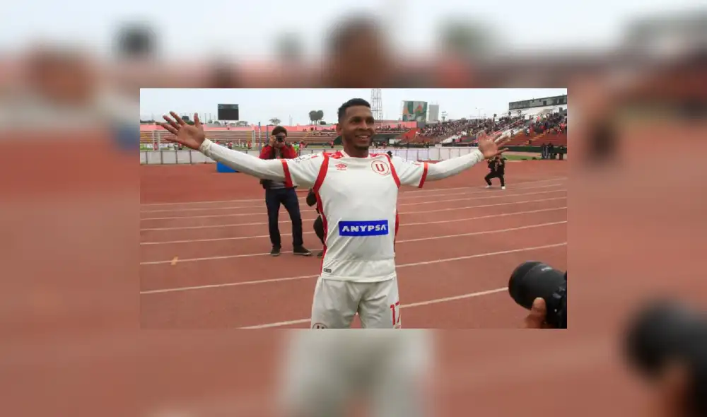 Alberto Quintero es pieza importante del tridente de ataque de Universitario. Foto: EFE Alberto Quintero es pieza importante del tridente de ataque de Universitario. Foto: EFE