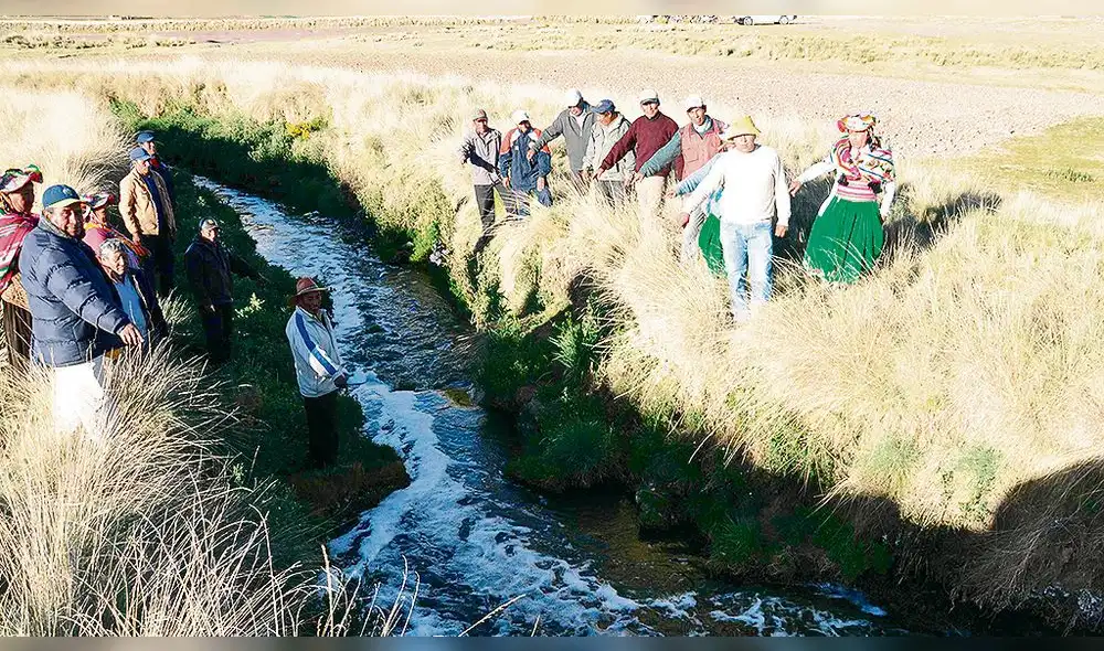 Puno: Afectados del Coata necesitan S/ 5 millones para contar con agua potable en tanque Puno: Afectados del Coata necesitan S/ 5 millones para contar con agua potable en tanque