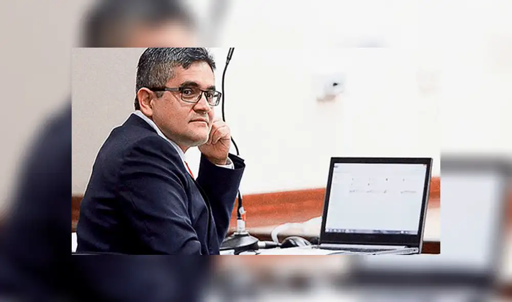 Vía Facebook: fiscal José Domingo Pérez es 'piropeado' en plena vía pública y divide las redes [VIDEO]