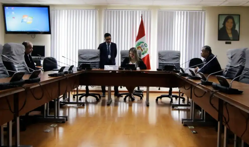 Congreso: se instaló grupo que investigará a encuestadoras | Yeni Vilcatoma | Comisión de Fiscalización | Congreso de la República | VIDEO Congreso: se instaló grupo que investigará a encuestadoras | Yeni Vilcatoma | Comisión de Fiscalización | Congreso de la República | VIDEO