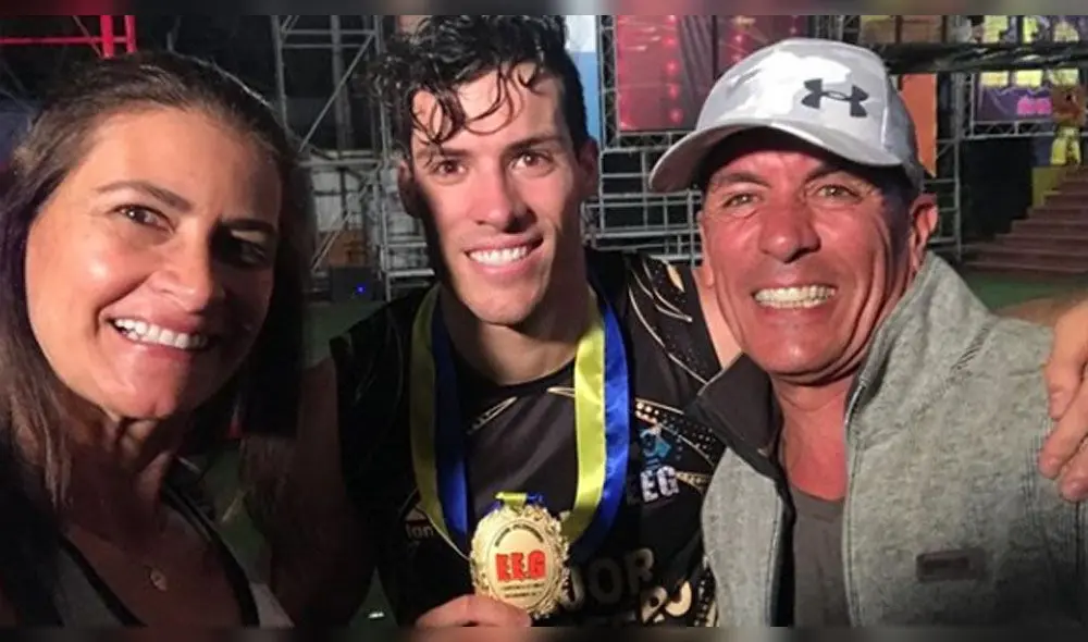 A sus 50 años, mamá de Patricio Parodi hace atrevidos 'bikinazos'