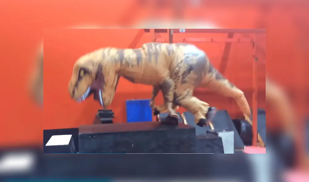 La disciplina de origen francés viene siendo ejecutada por un dinosaurio en un video que ya es viral en YouTube. La disciplina de origen francés viene siendo ejecutada por un dinosaurio en un video que ya es viral en YouTube.